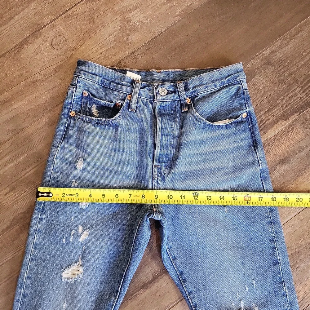 Levi's 501 Distressed Med Blue Wash Button Fly Distressed Straight Leg Jeans, 26 - Picture 11 of 12
